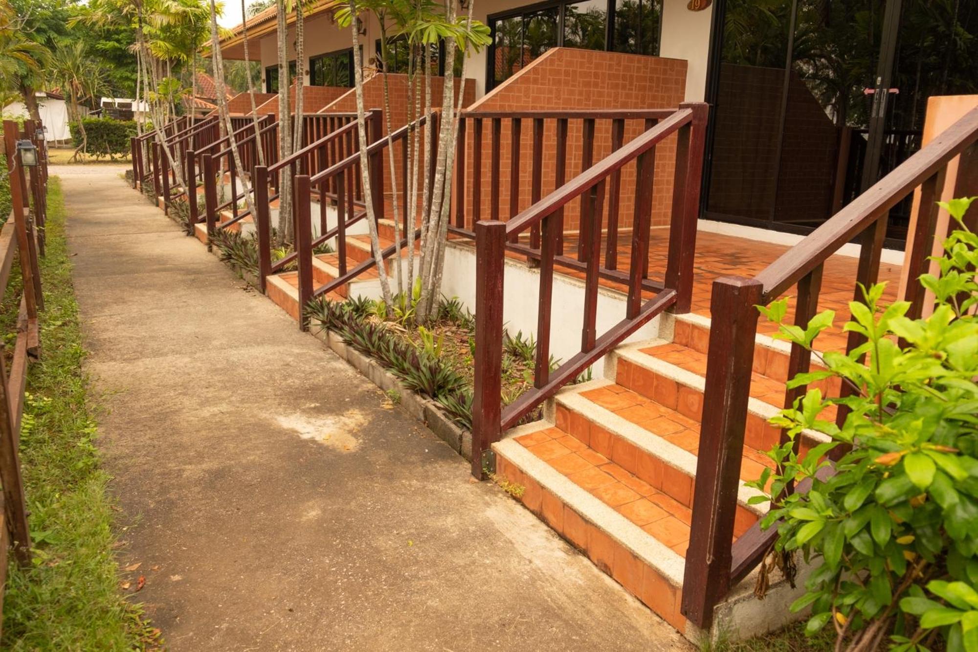 Sailom Resort Bangsaphan Bang Saphan Exterior foto